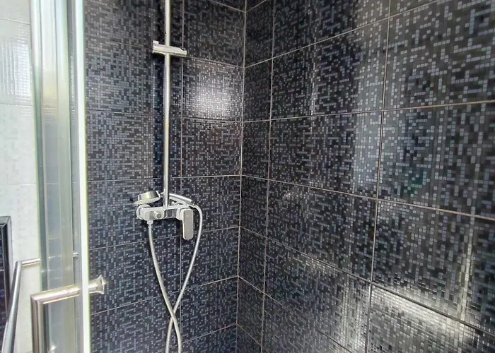 Pop Sleeps 3 With Pool *