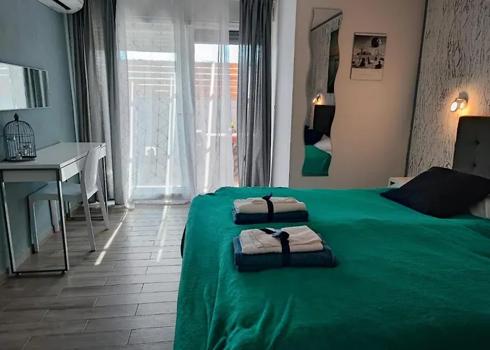 Pop Sleeps 3 With Pool Villa Zadar